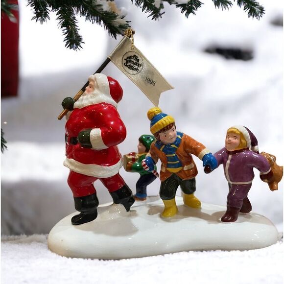 HERE COMES SANTA 1996 by DEPT 56 - Picture 1 of 8